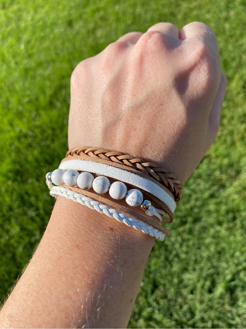 White Beaded Bracelet Boho Country Western Magnetic Genuine Leather Cuff NEW
